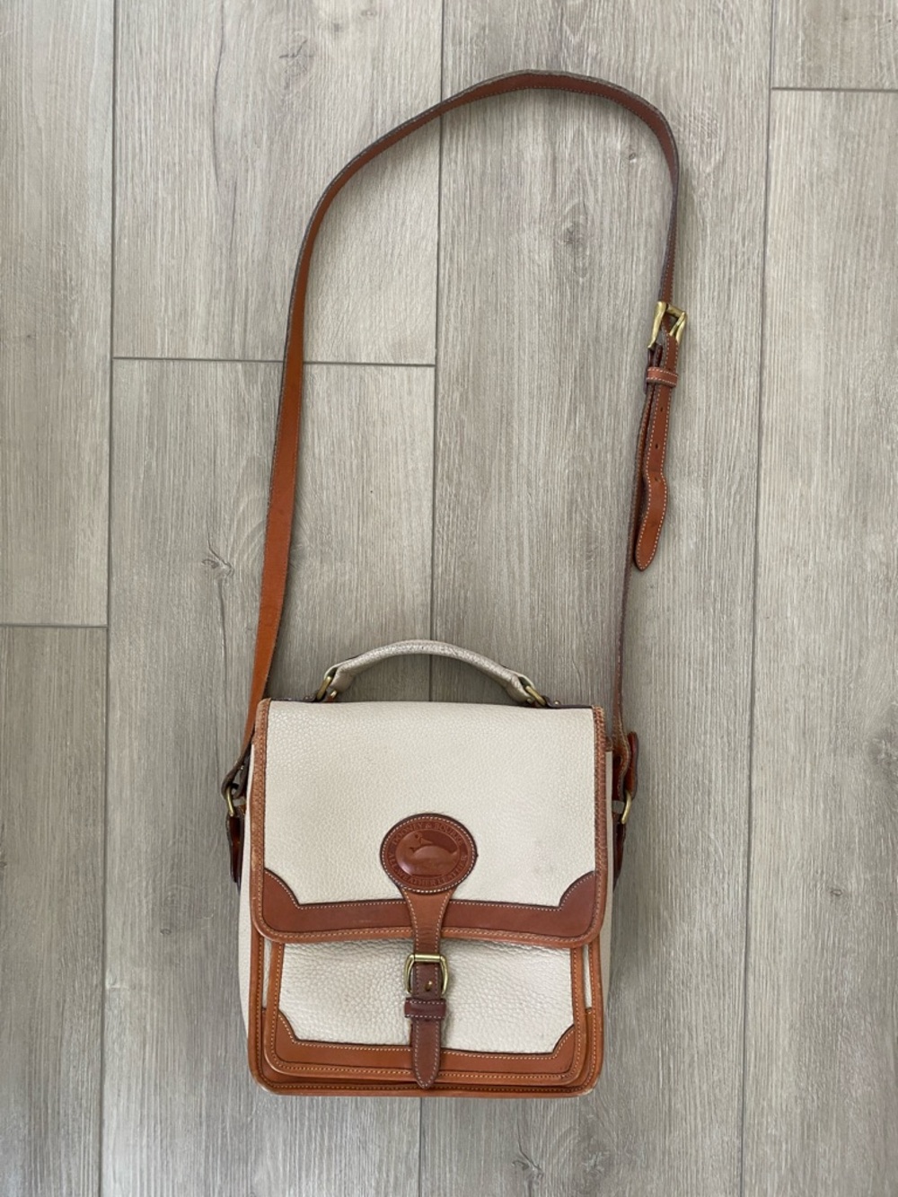 Vintage Dooney & Bourke Surrey Carrier